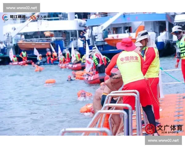 600 泳士搏浪鹭江!2025 横渡活动续写世纪传奇 600 泳士搏浪鹭江!2025 横渡活动续写世纪传奇